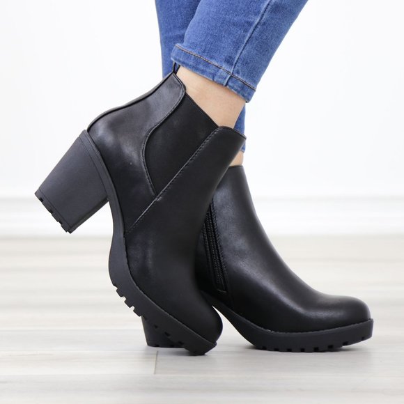 Chelsea Chunky Block High Heel Ankle Boots Black Synthetic Leather - Picture 6 of 12